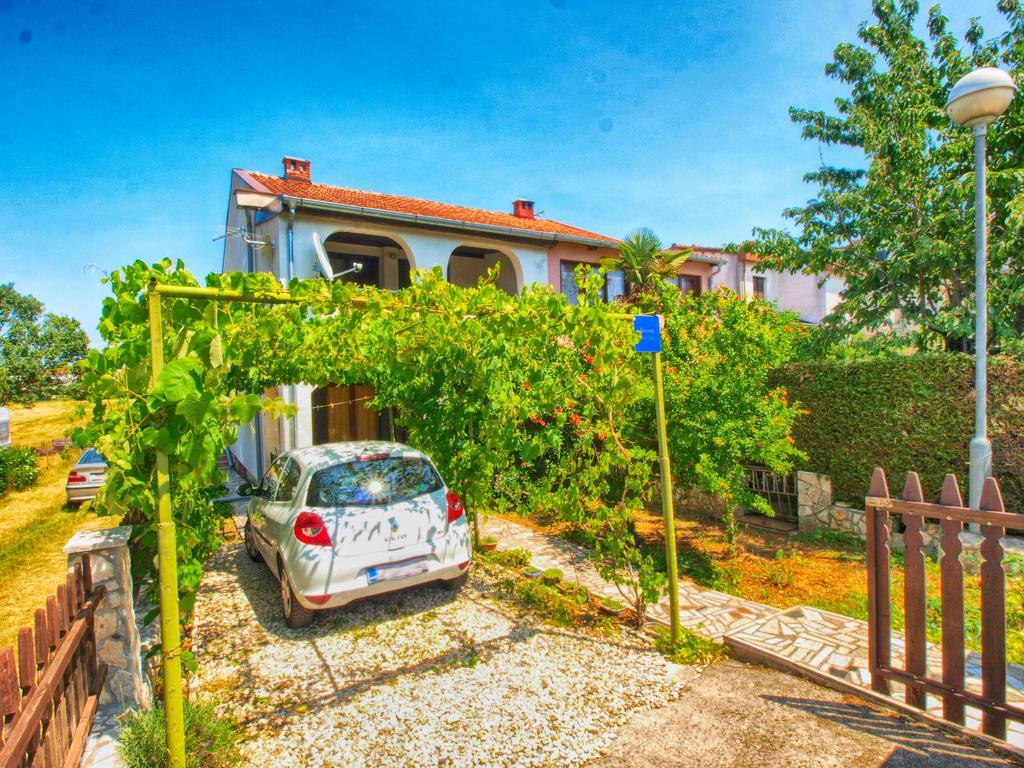 Apartments Zlatko 1397 Штинян Екстер'єр фото